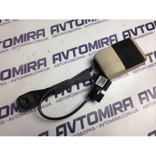 Замок ремня безопасности передний правый Opel Insignia 2008-2017 13327469